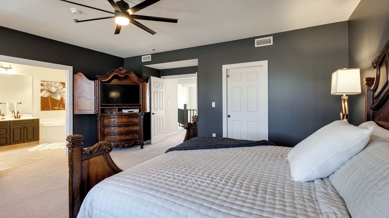 Photo of Bedroom in Guntersville
