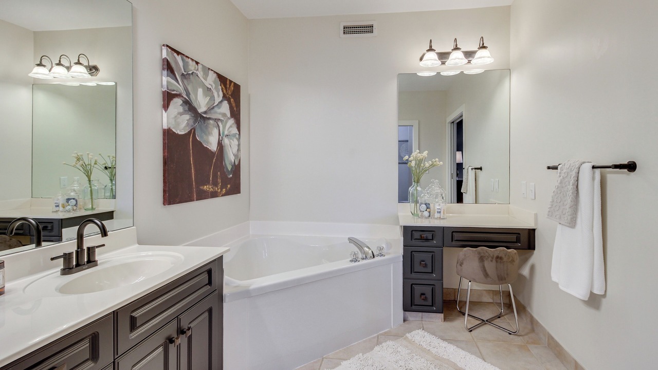 Photo of Bathroom in Guntersville