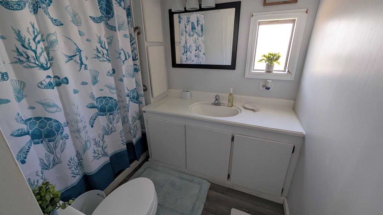 Photo of Bathroom in Laguna Beach