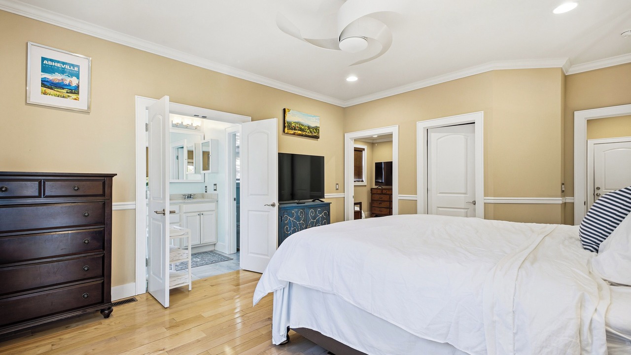 Photo of Bedroom in Fletcher