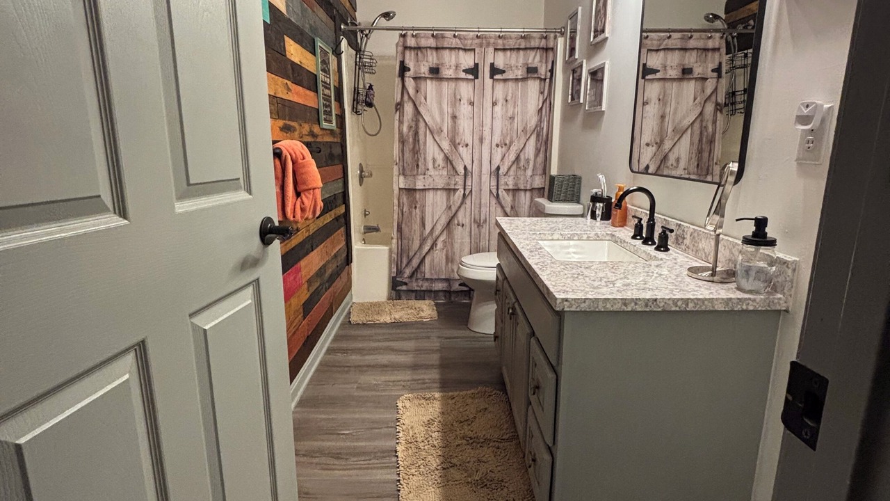 Photo of Bathroom in Sevierville