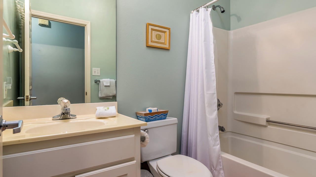 Photo of Bathroom in Dauphin Island