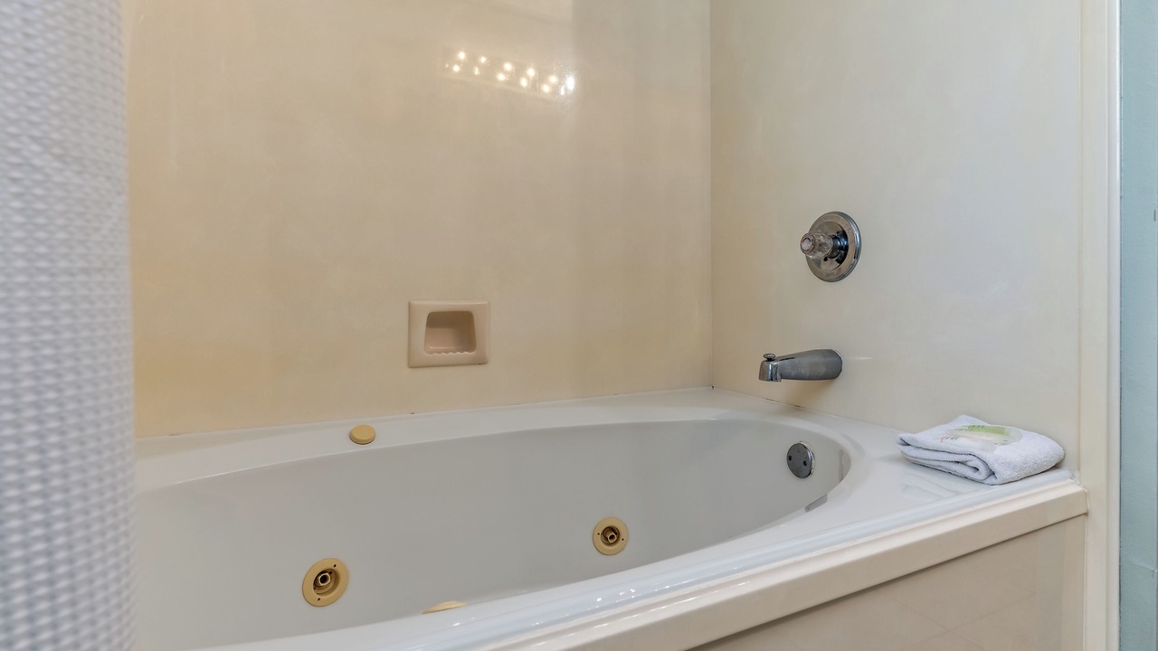 Photo of Bathroom in Dauphin Island