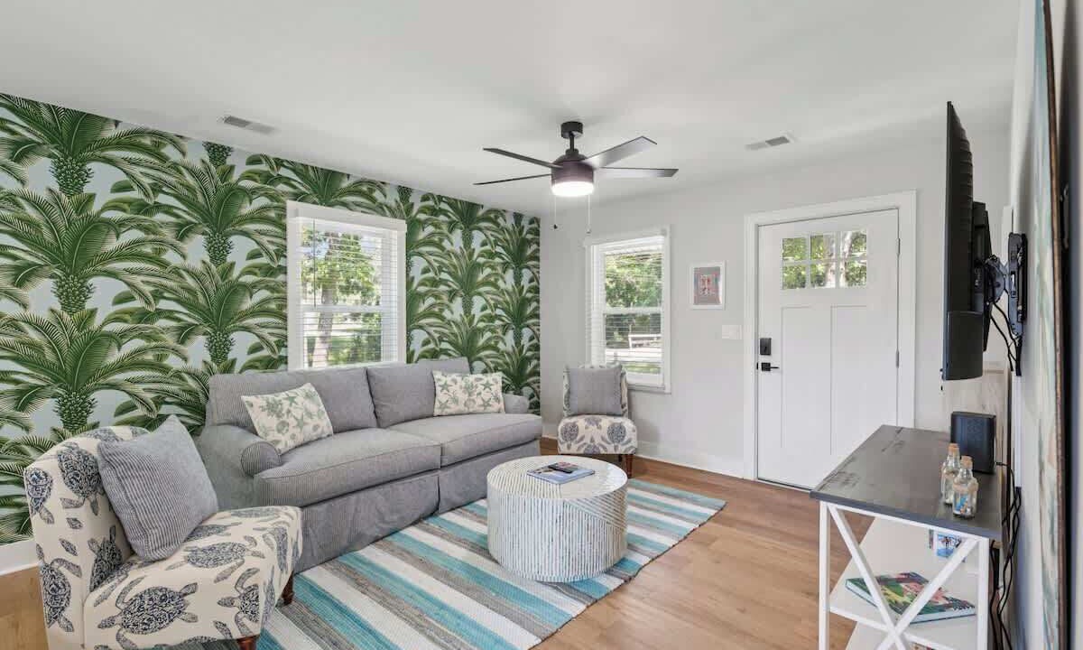 Photo of Livingroom in West Ashley
