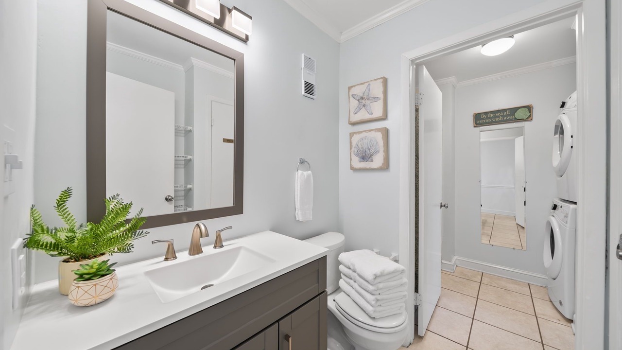 Photo of Bathroom in Laguna Beach