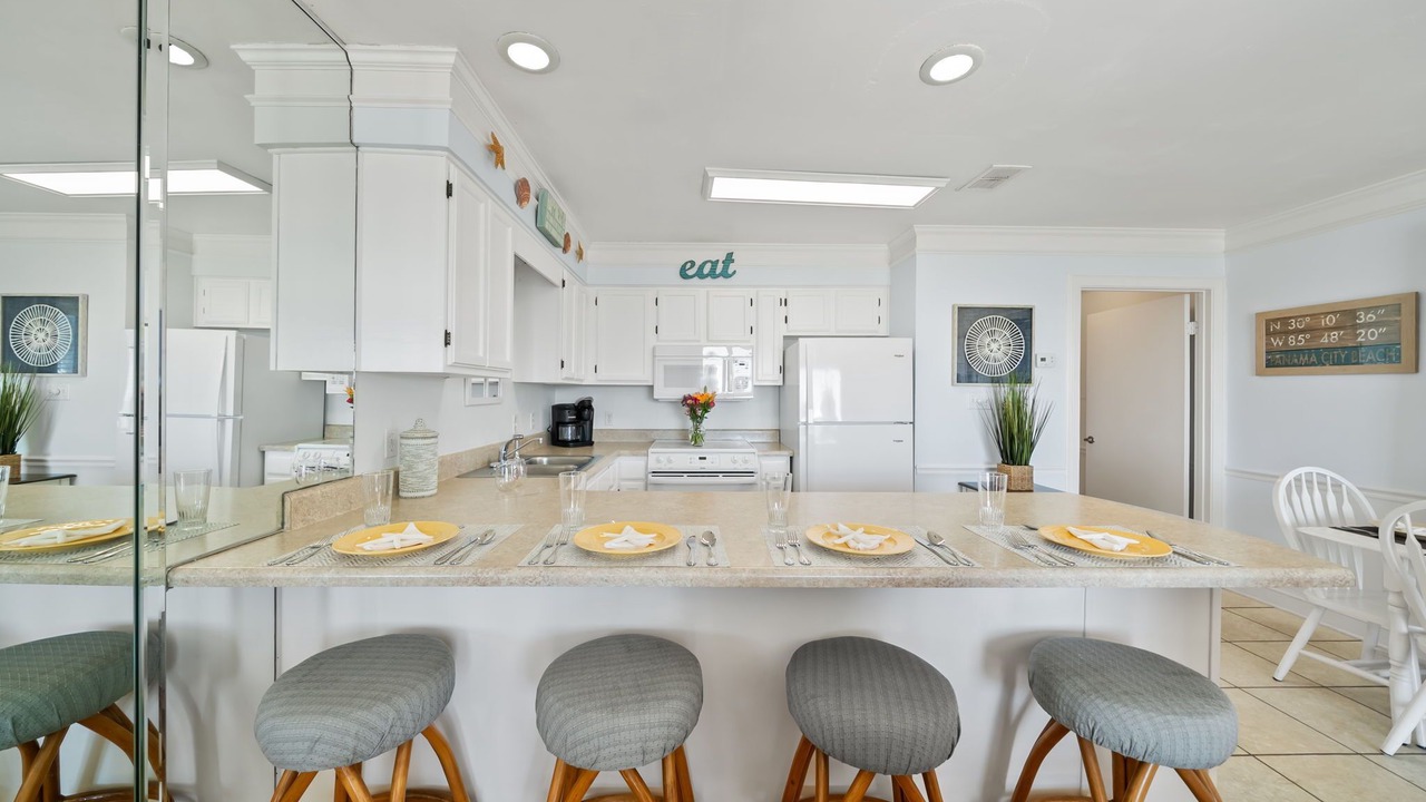 Photo of Kitchen in Laguna Beach