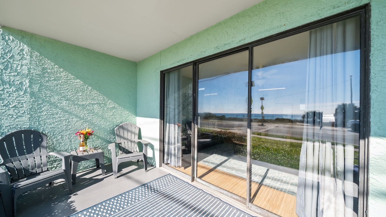 Photo of Patio Balcony in Laguna Beach