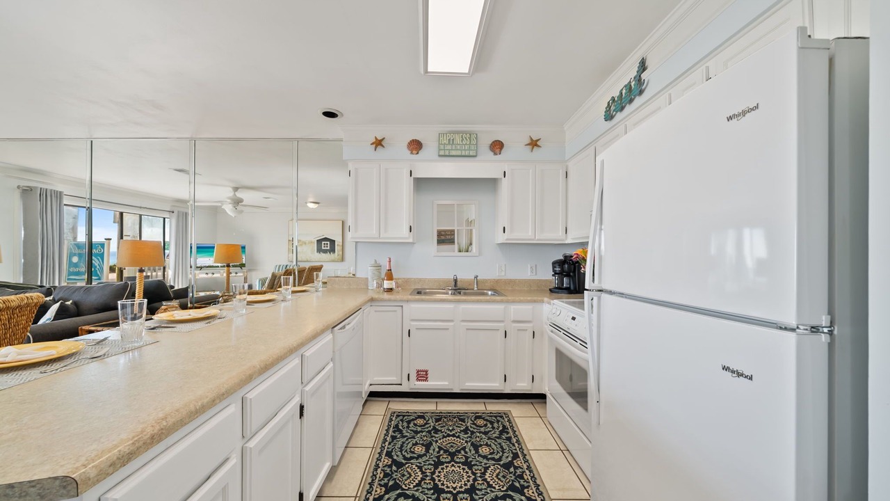 Photo of Kitchen in Laguna Beach