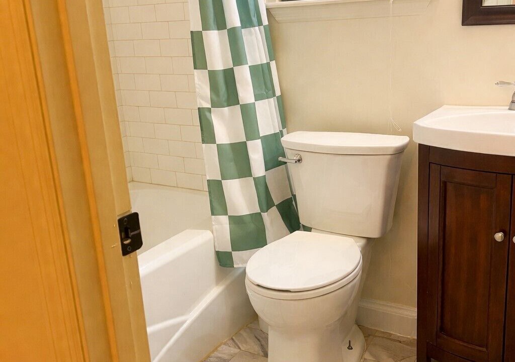 Photo of Bathroom in Martinez