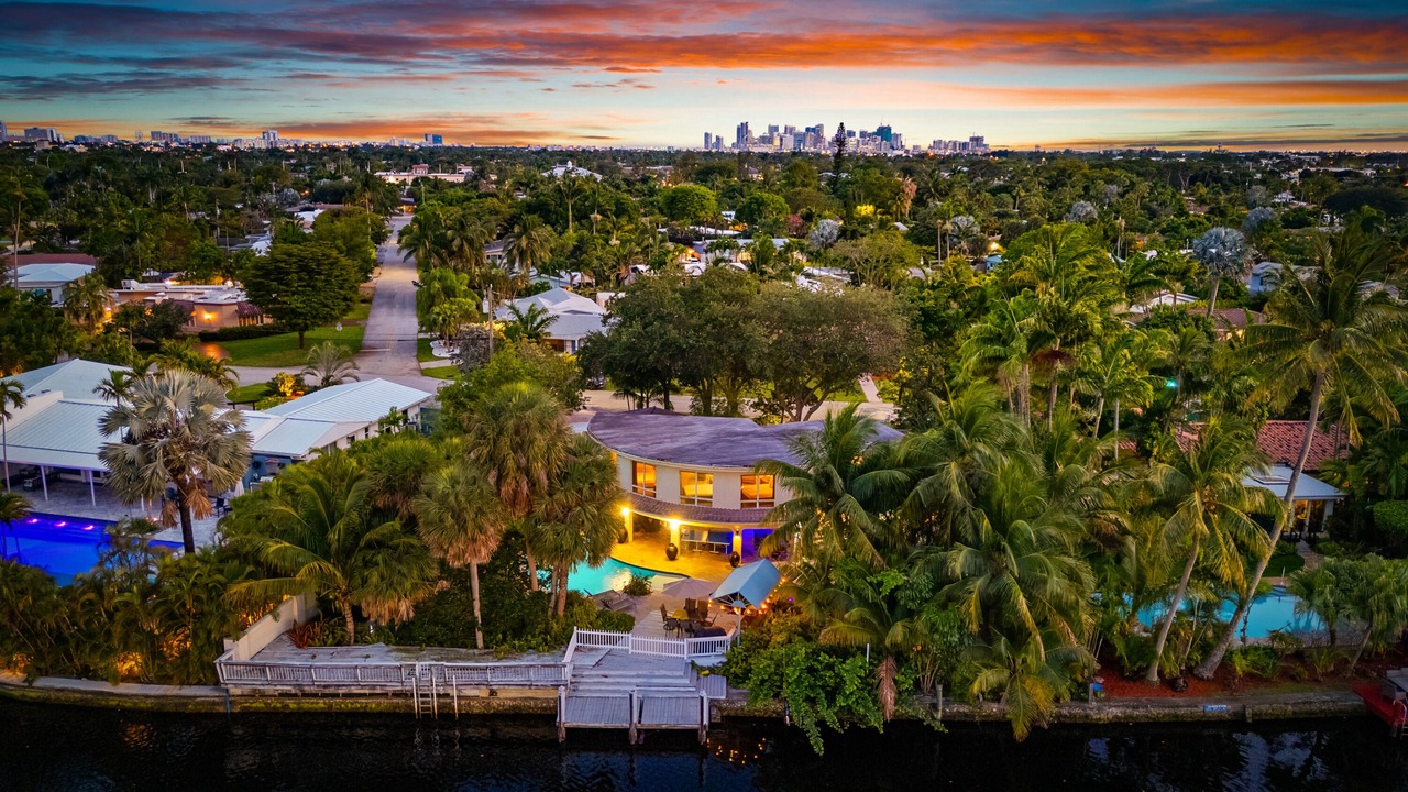 Photo of Outdoor in Oakland Park