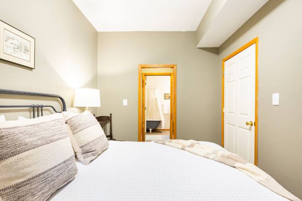 Photo of Bedroom in Hot Springs