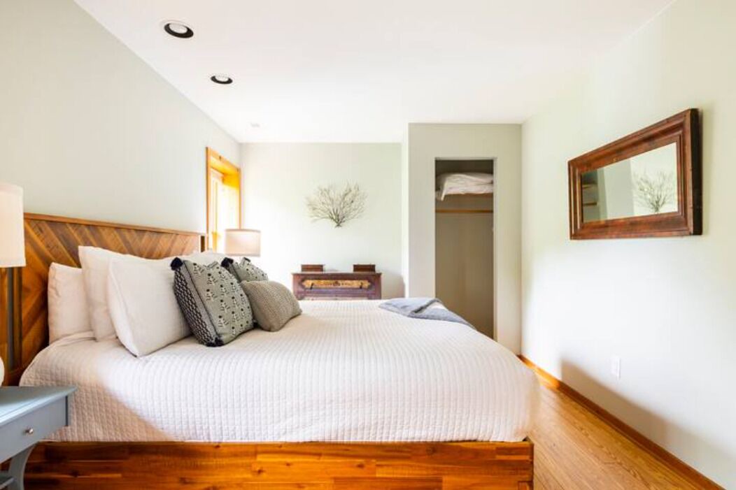 Photo of Bedroom in Hot Springs