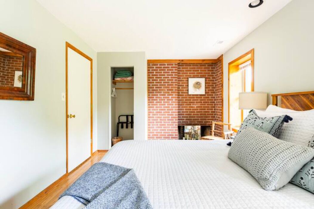 Photo of Bedroom in Hot Springs