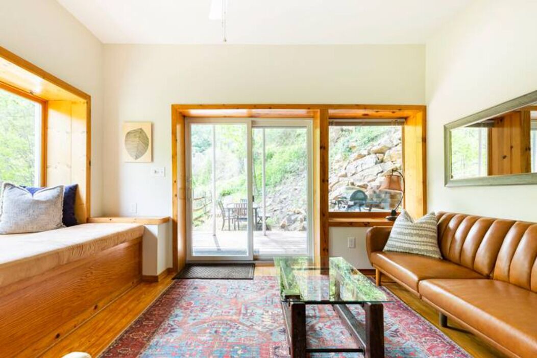 Photo of Livingroom in Hot Springs