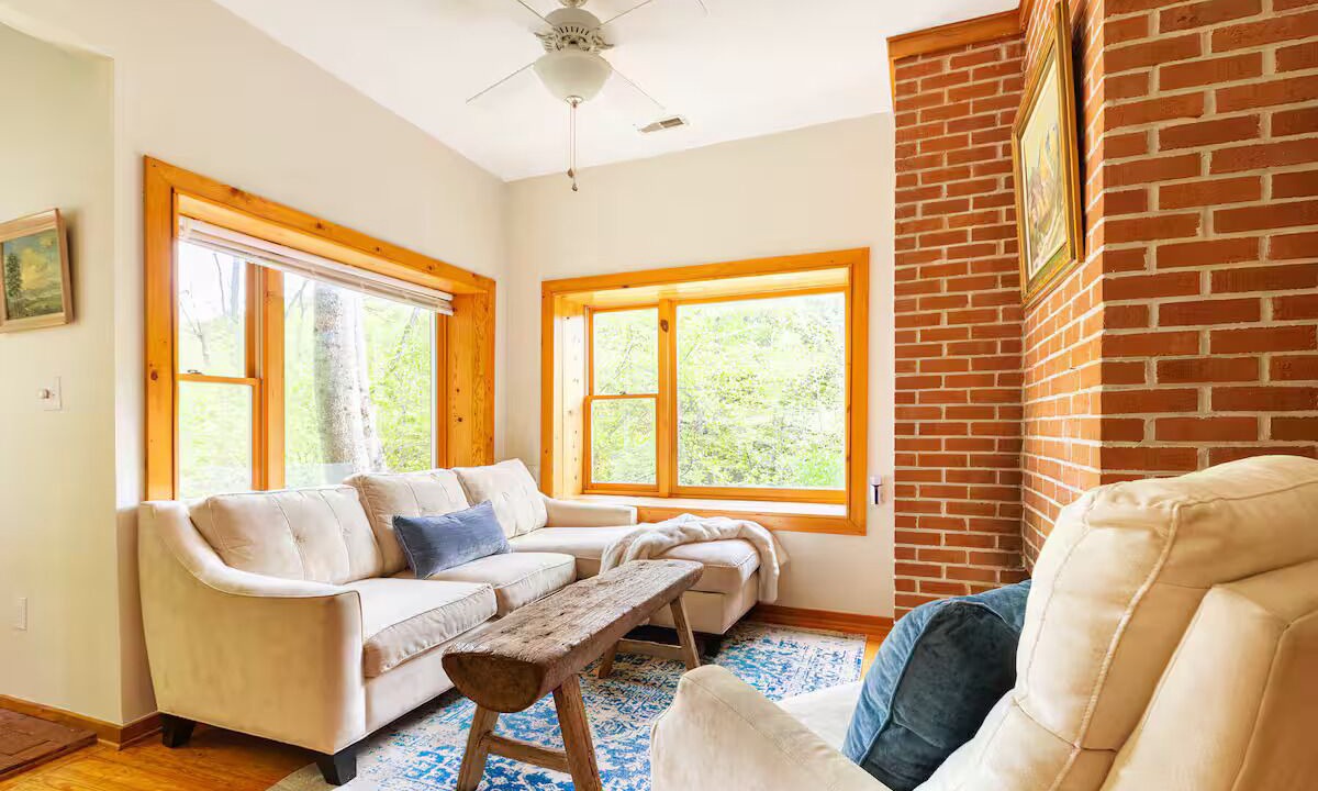 Photo of Livingroom in Hot Springs
