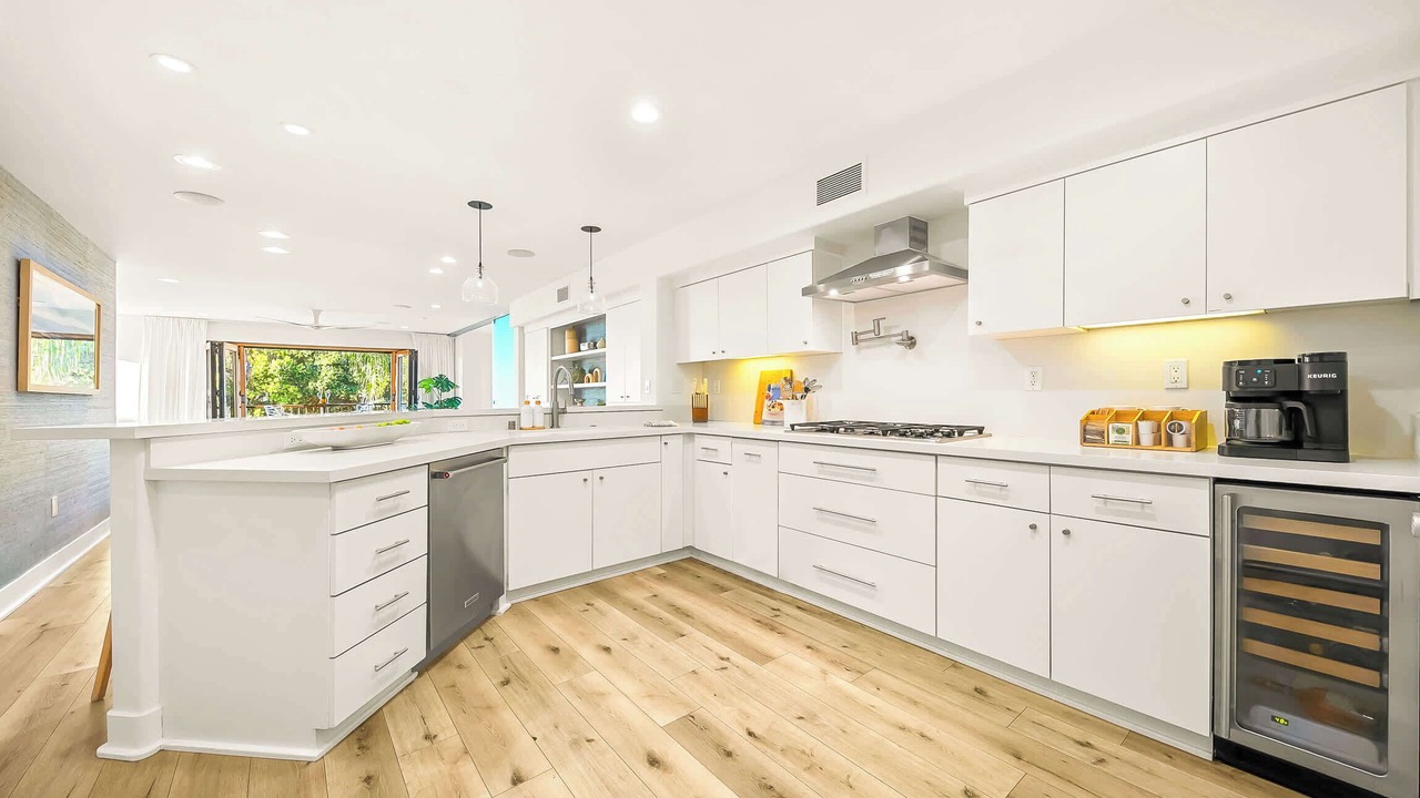 Photo of Kitchen in Beach Barber Tract