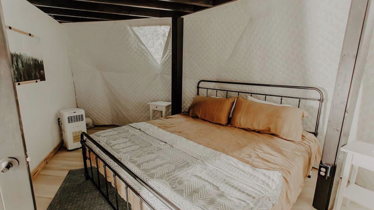 Photo of Bedroom in Cosby