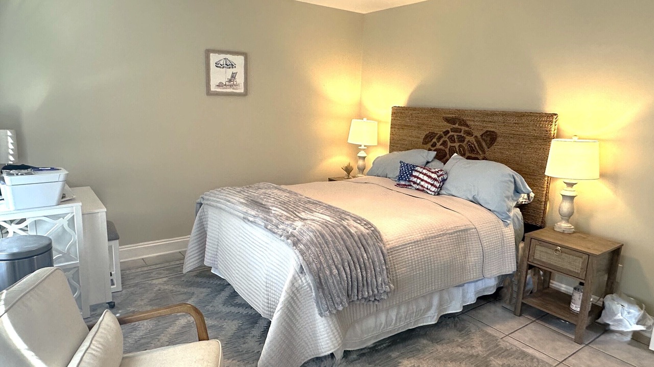 Photo of Bedroom in Surf Side Shores