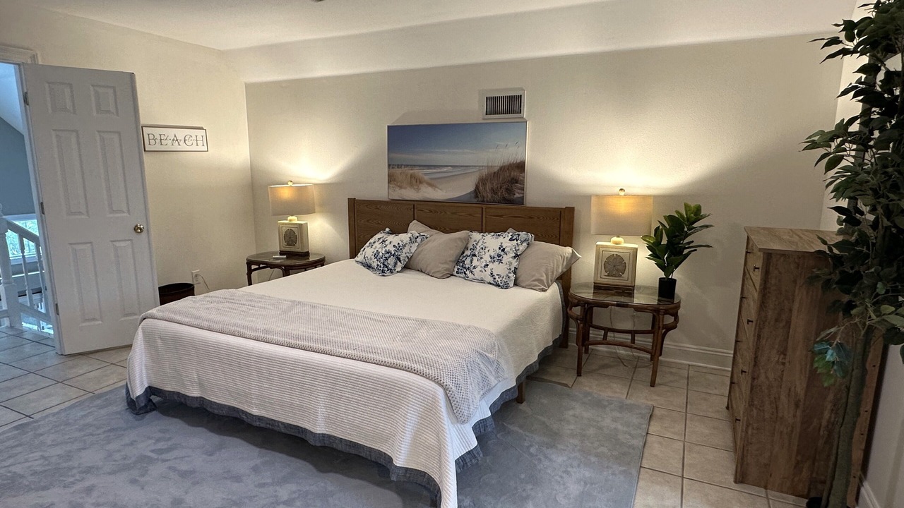 Photo of Bedroom in Surf Side Shores