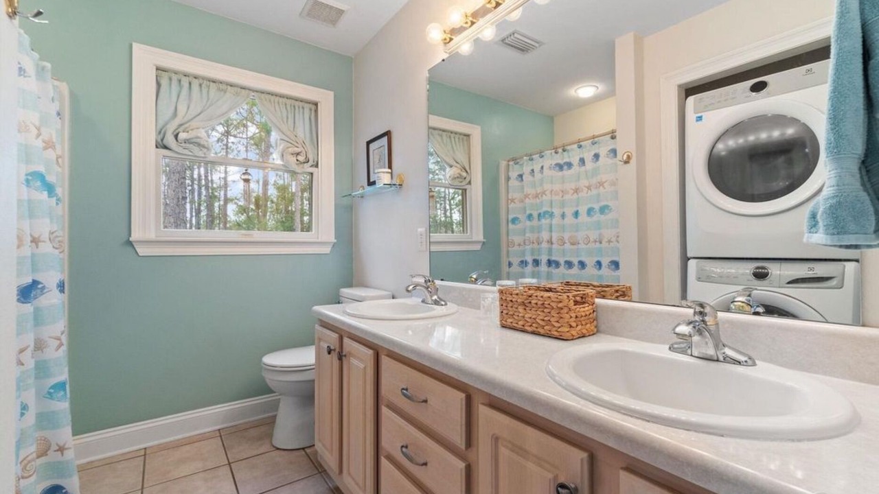 Photo of Bathroom in Surf Side Shores