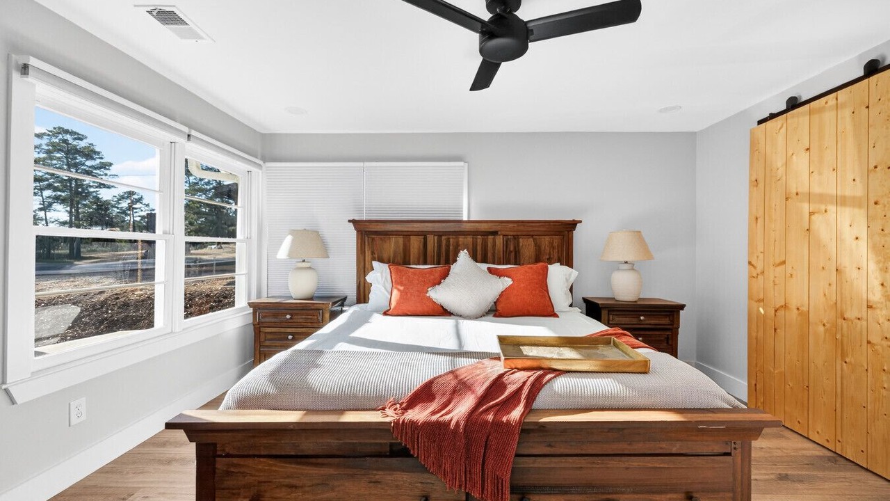 Photo of Bedroom in Macon