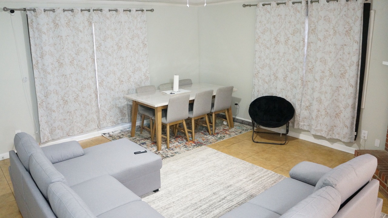 Photo of Livingroom in Church Street