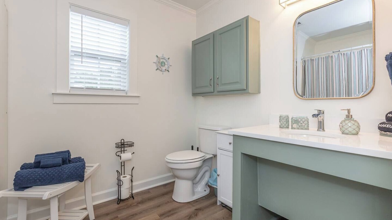 Photo of Bathroom in Ocean Springs
