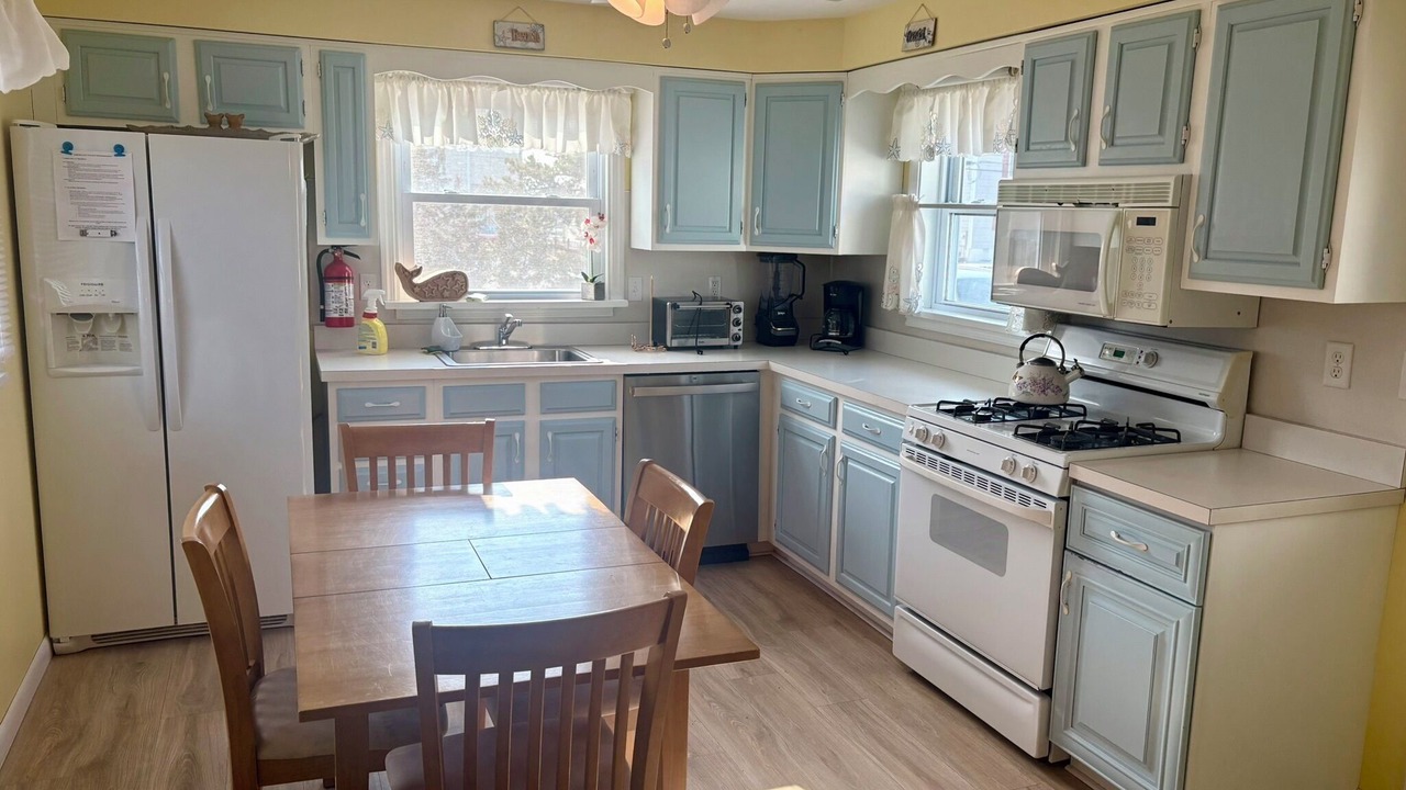 Photo of Kitchen in Cape May Court House