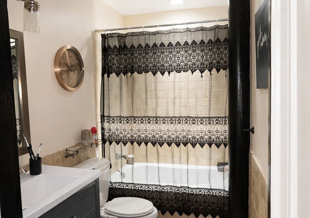 Photo of Bathroom in South Downtown