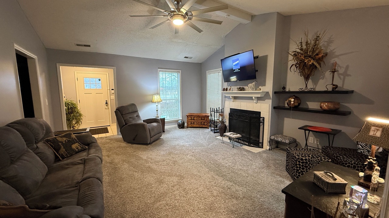 Photo of Livingroom in Hartselle