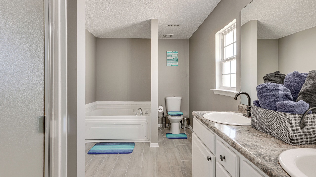 Photo of Bathroom in Harvest
