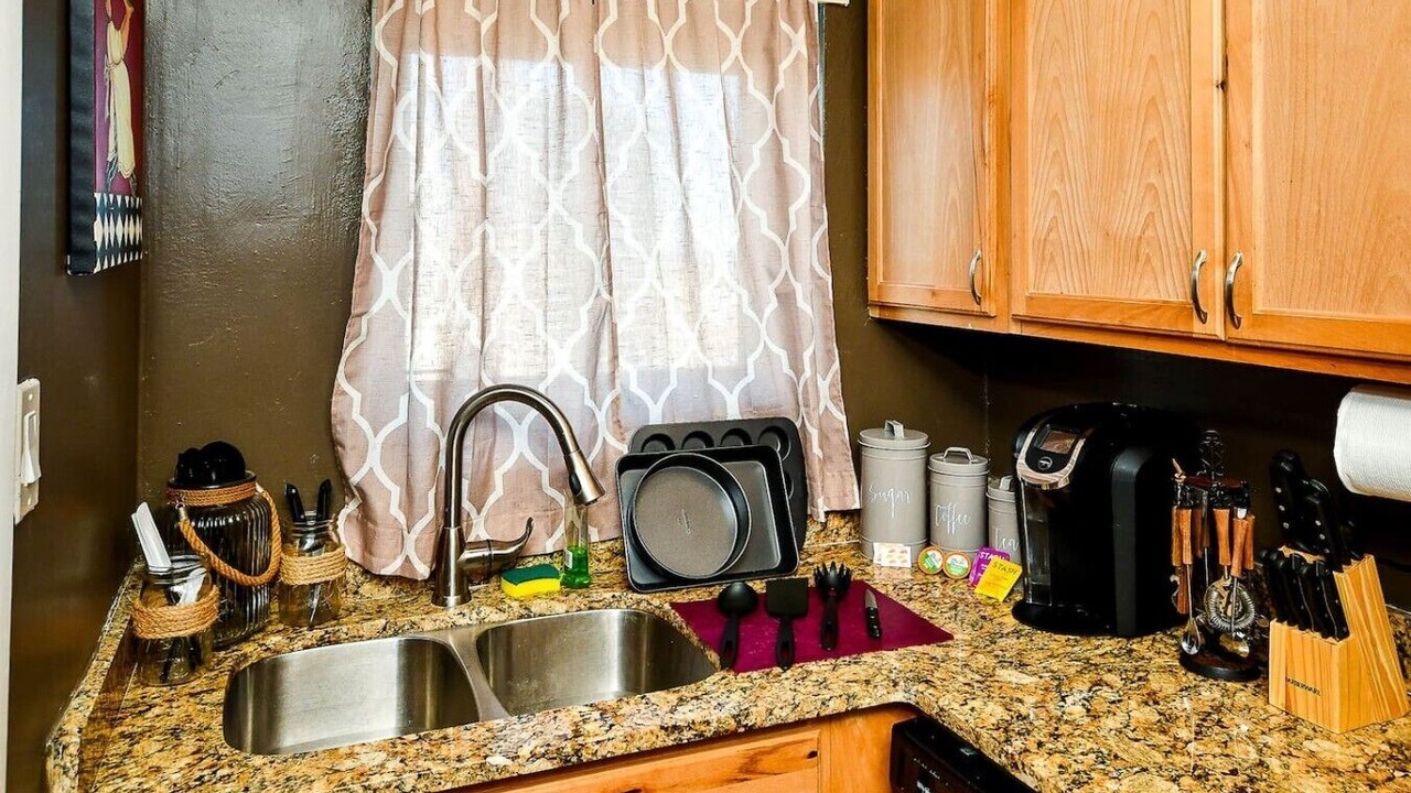 Photo of Kitchen in Fairlie-Poplar Historic District