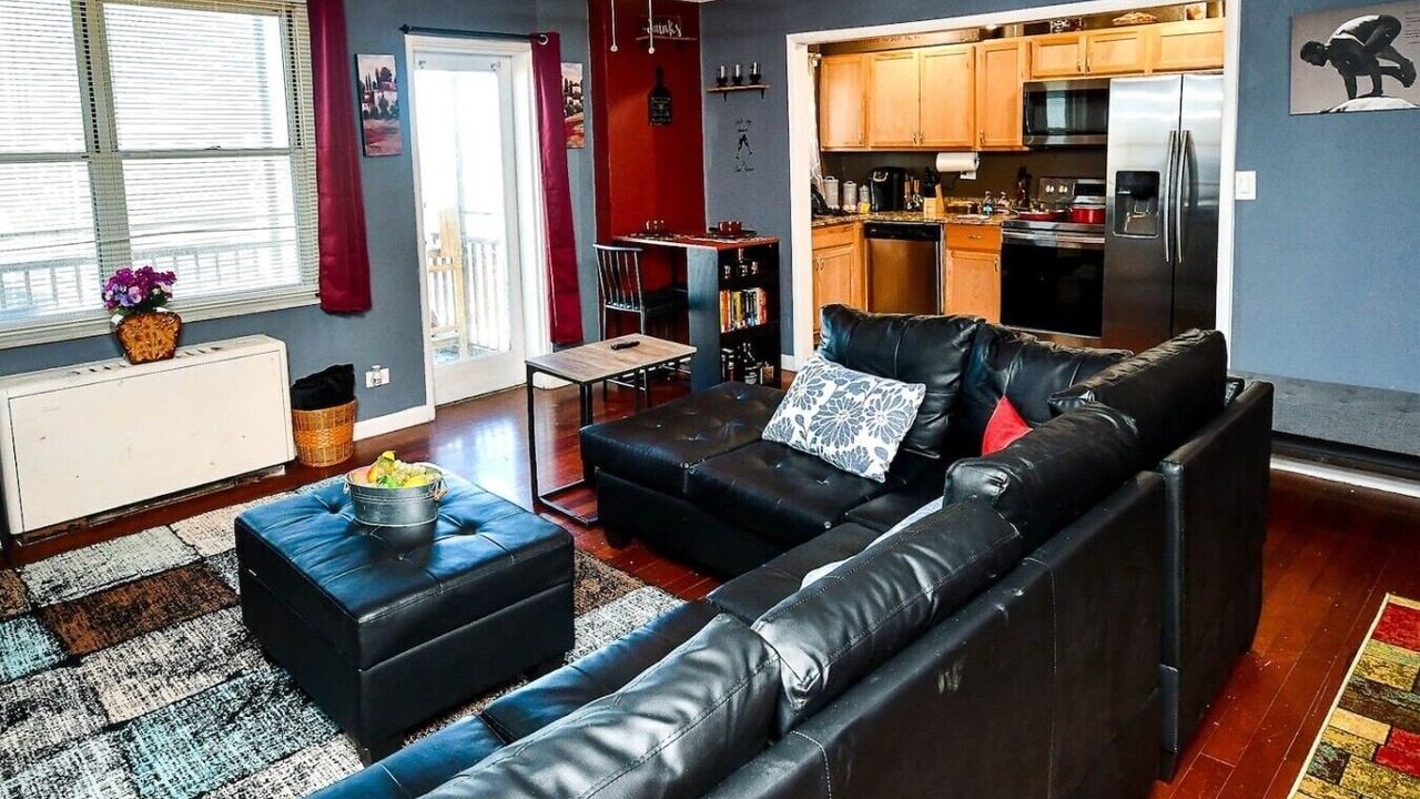Photo of Livingroom in Fairlie-Poplar Historic District