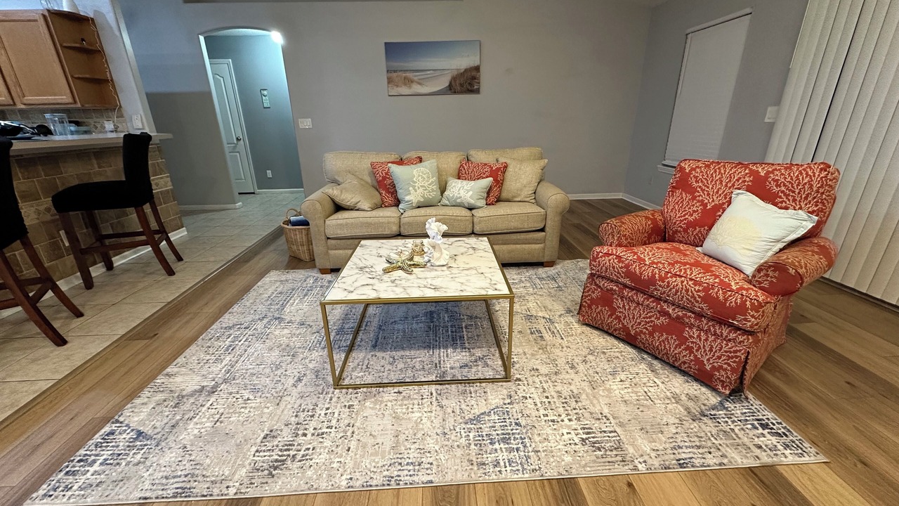 Photo of Livingroom in East Arlington