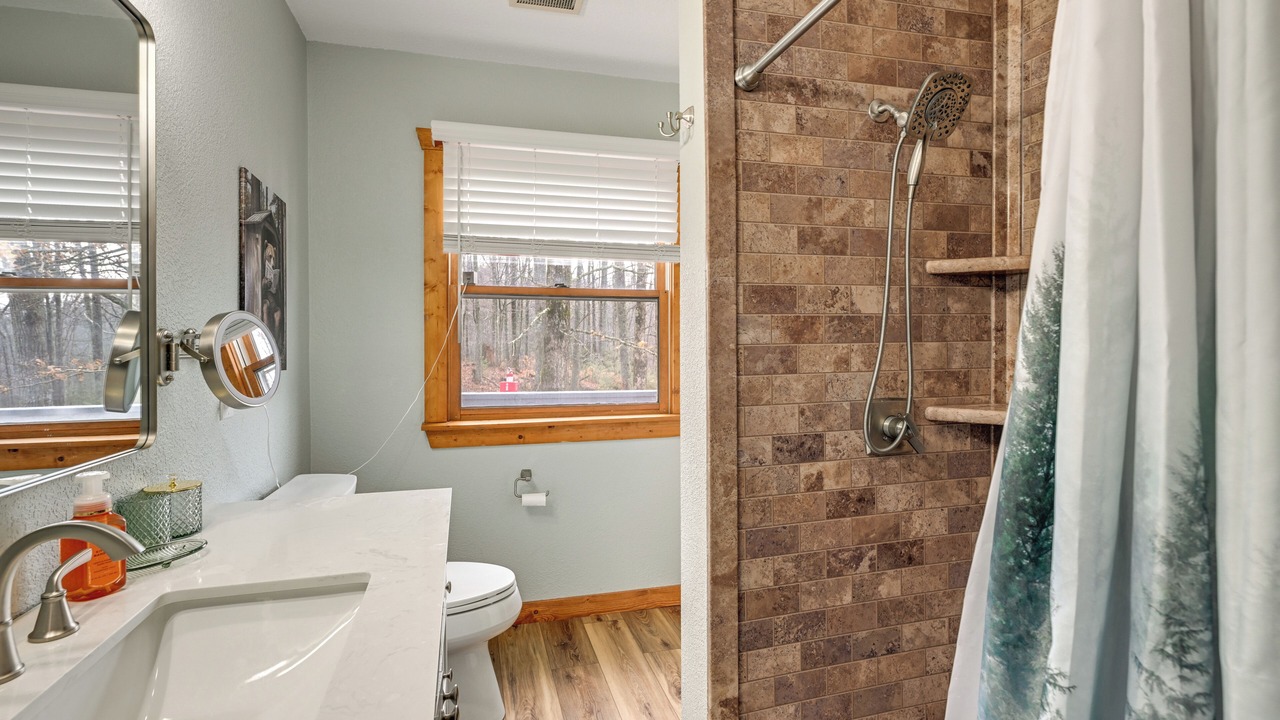 Photo of Bathroom in Tuckasegee
