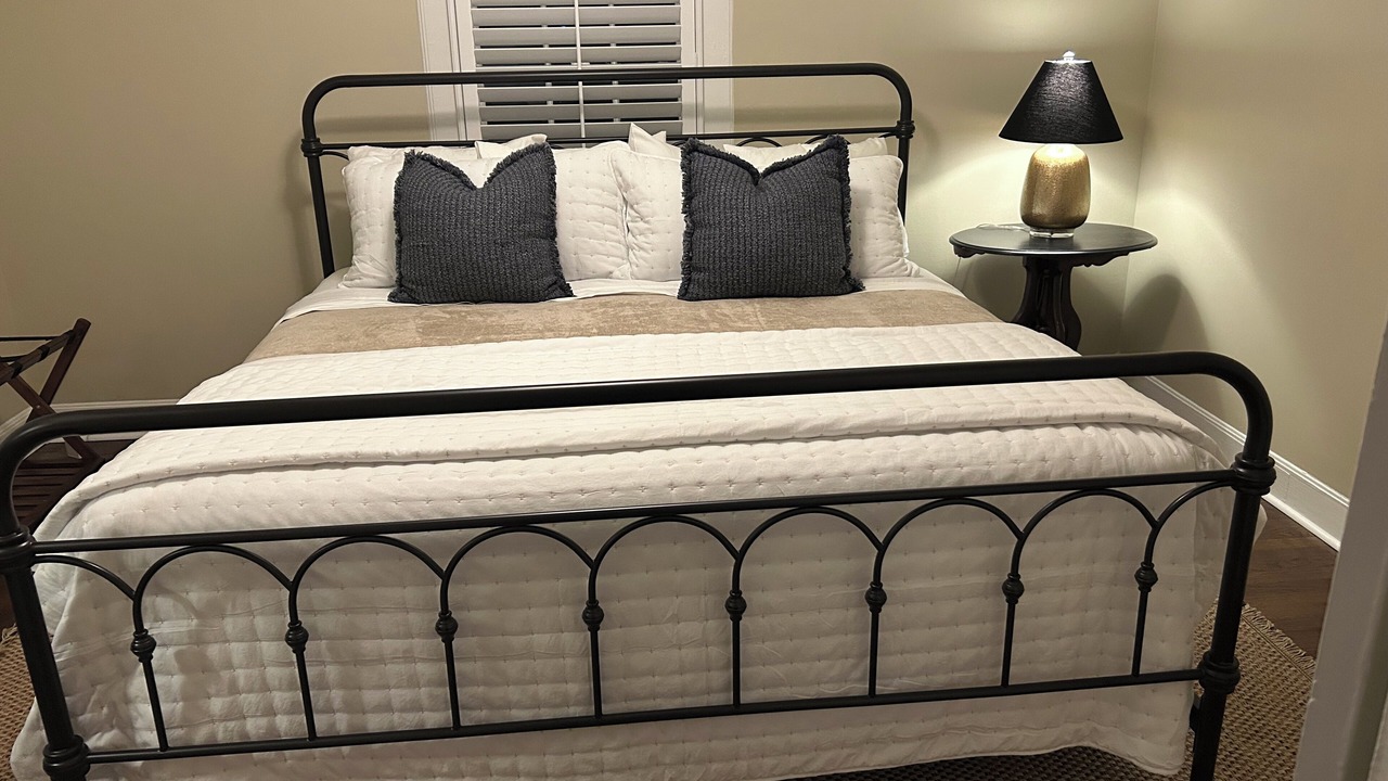Photo of Bedroom in Powder Springs