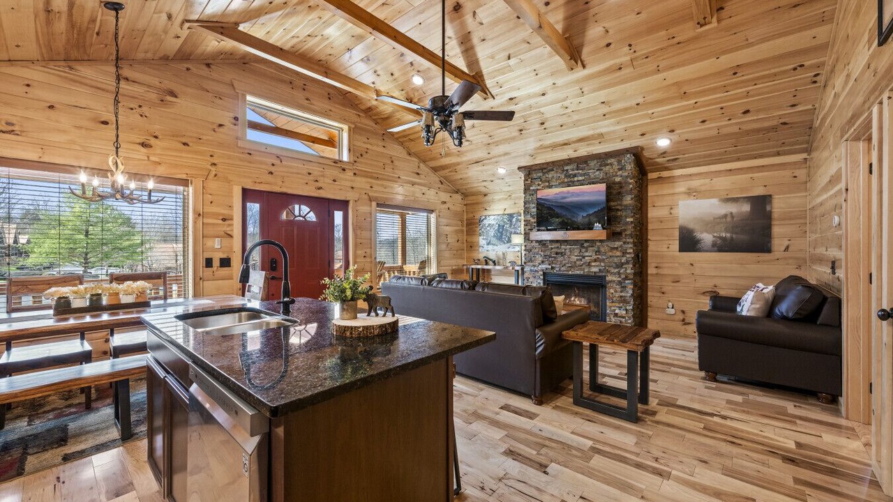 Photo of Others in White Oak Lodge
