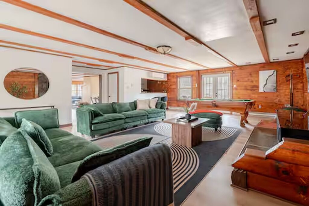 Photo of Livingroom in East Stroudsburg