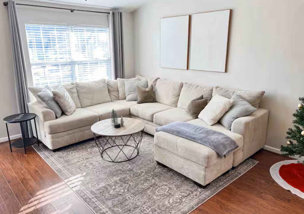Photo of Livingroom in Madison