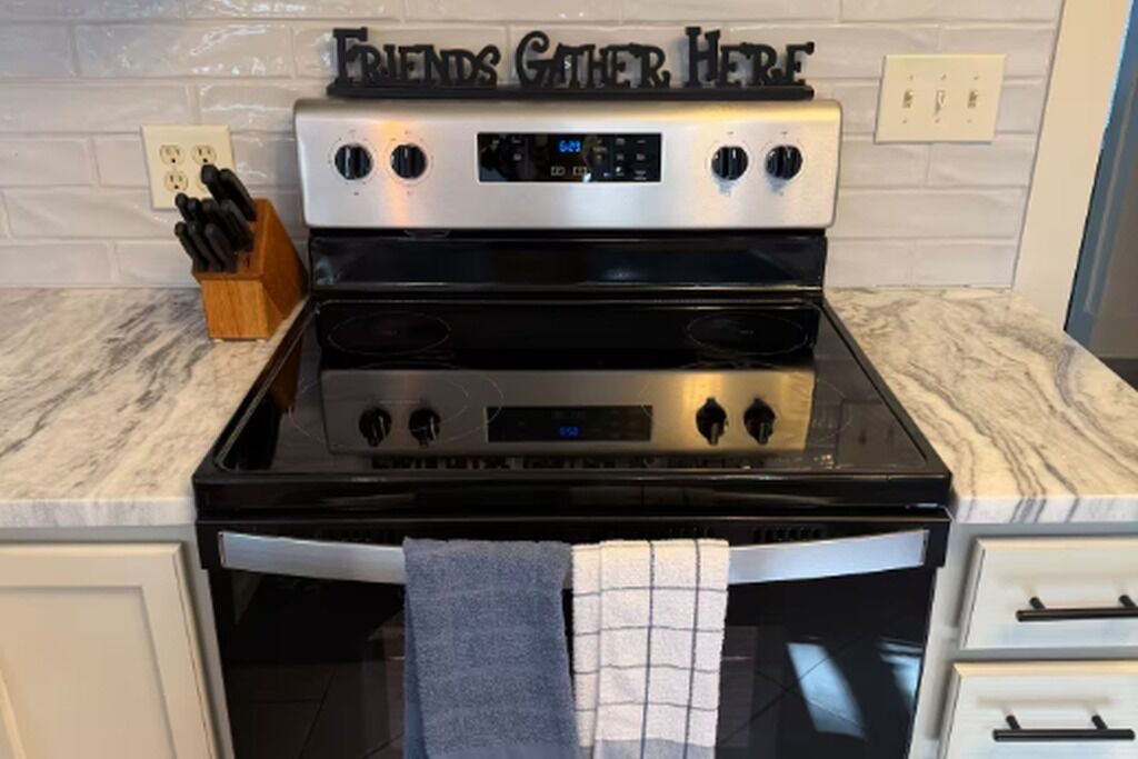 Photo of Kitchen in Guntersville