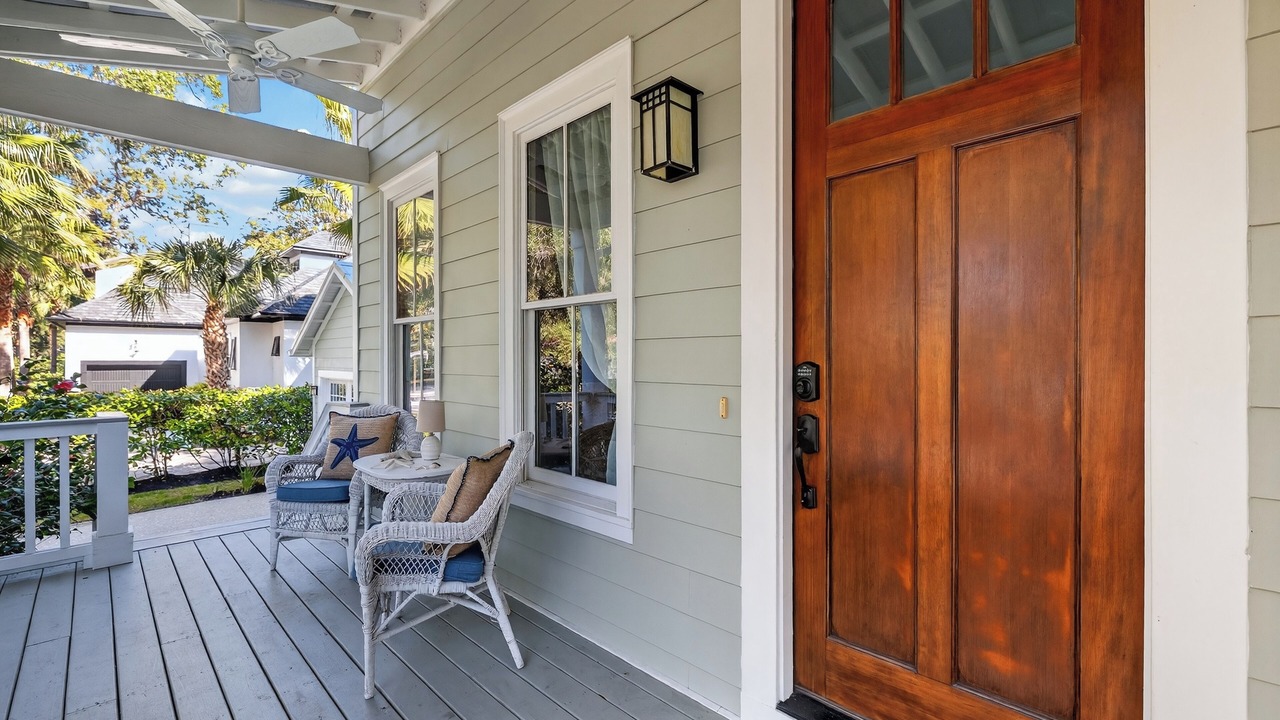 Photo of Patio Balcony in King City