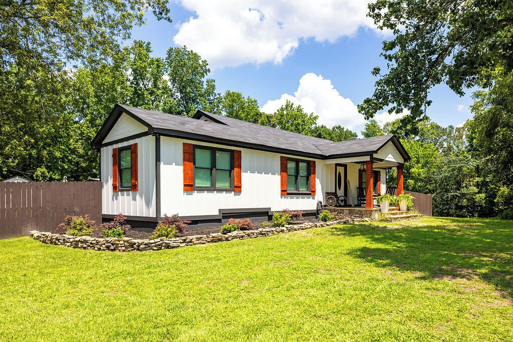 Photo of Outdoor in Fortson