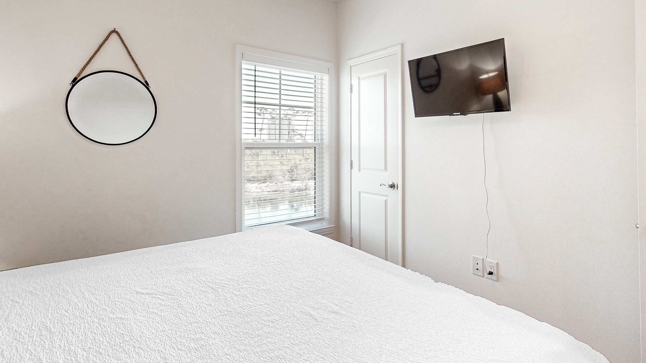 Photo of Bedroom in Ono Island