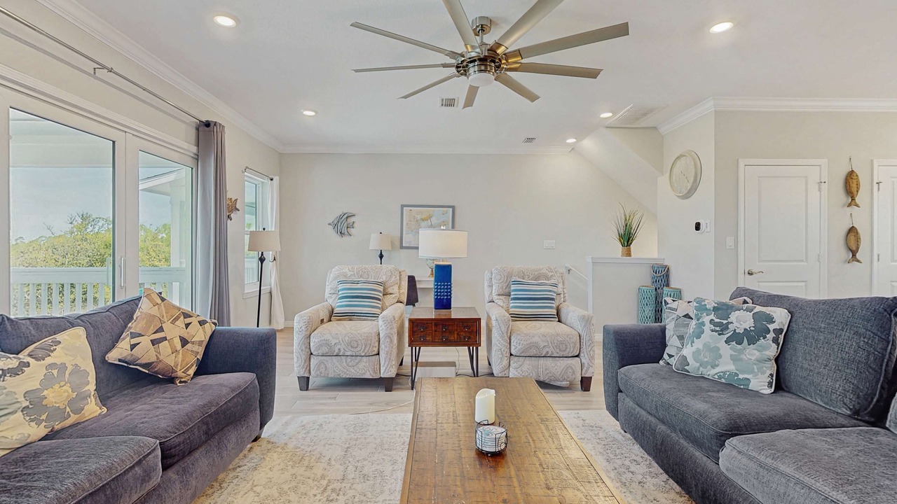 Photo of Livingroom in Ono Island
