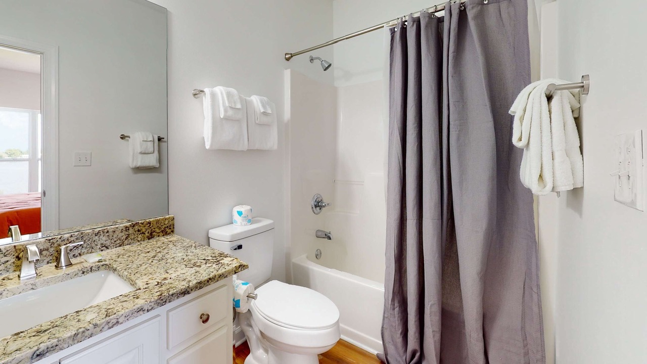 Photo of Bathroom in Sawgrass Pointe