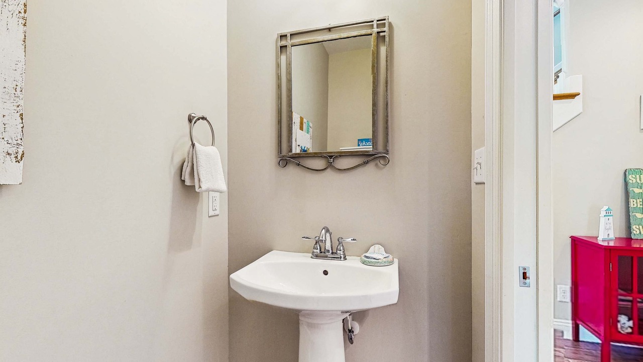 Photo of Bathroom in Dauphin Island