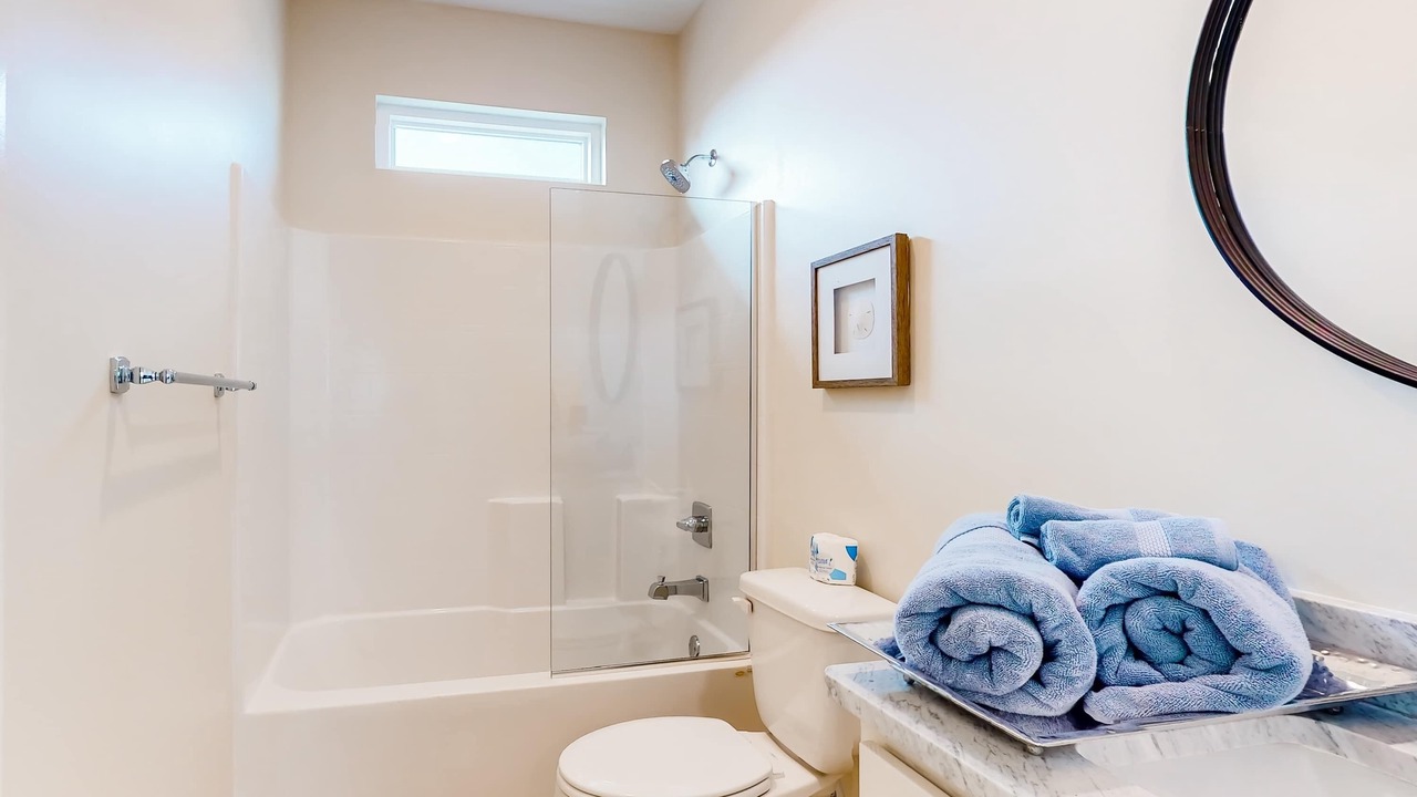 Photo of Bathroom in Dauphin Island