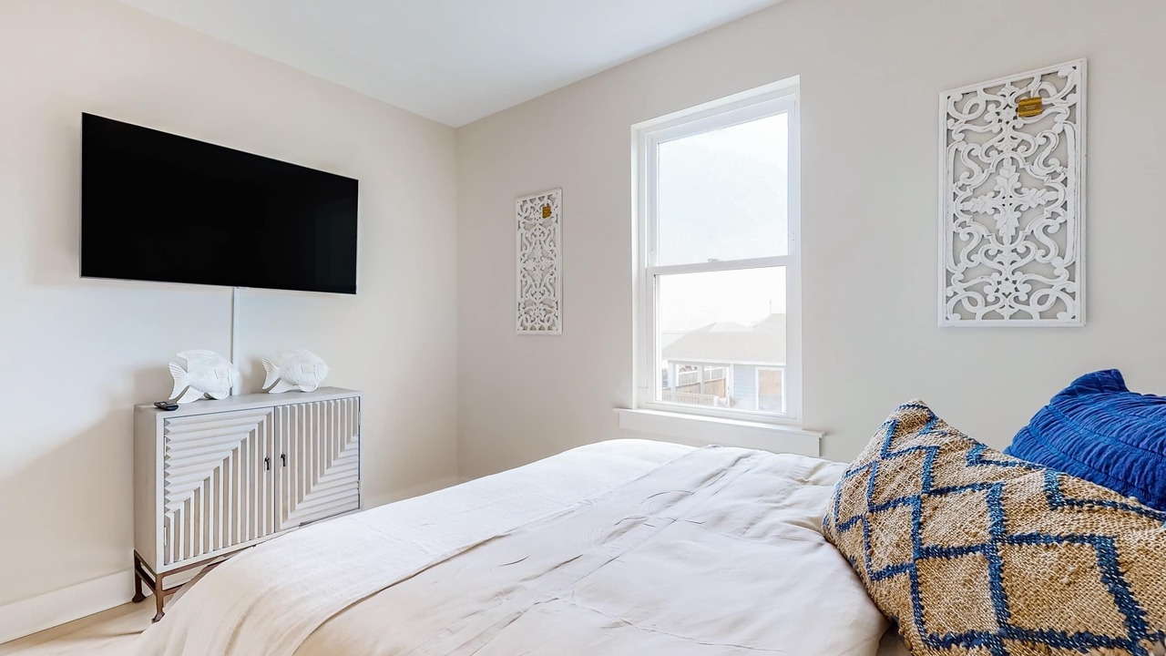 Photo of Bedroom in Dauphin Island