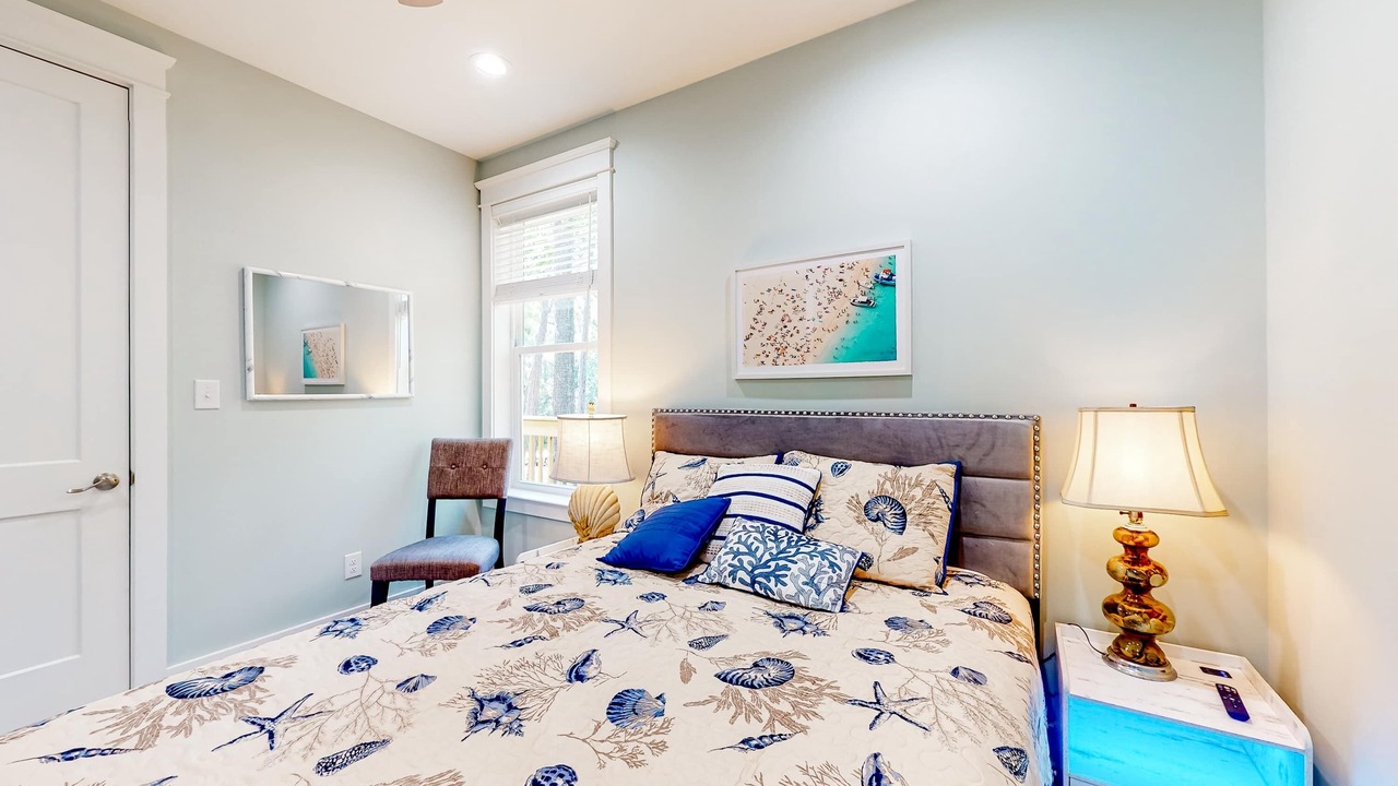 Photo of Bedroom in Dauphin Island