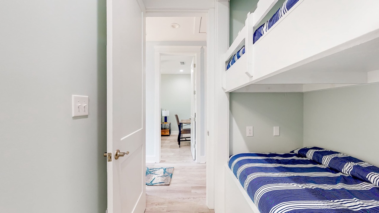 Photo of Bedroom in Dauphin Island